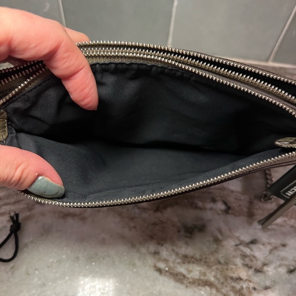 COACH Leather Grommet Chain Crossbody bag 🩶💚 - Picture 8 of 9